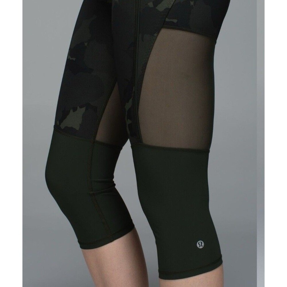 Lululemon Training Tough Crop Full On Luxtreme Palm Party Gator Green Size 6